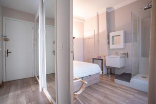 20 LACROI - Superbe appartement 2 chambres avec vue mer centre Cannes - Cannes - 2