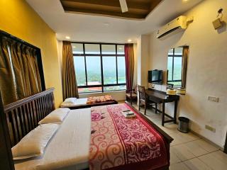 Suman Cottage & Bungalow - Mahabaleshwar - 7