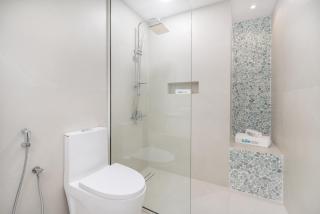 Seaside serenity Stylish Marine-Themed Apartment - 1