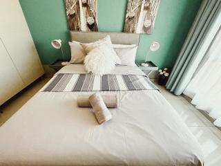 Mjejane Debs guest house - 2