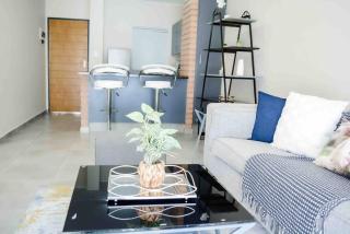 The Waterfallcity Charm next to Mall of Africa - 4