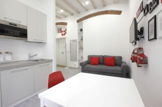 Amazing apartment in city center with balcony - 4