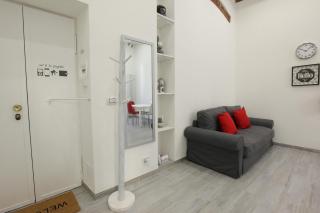 Amazing apartment in city center with balcony - Milan - 3