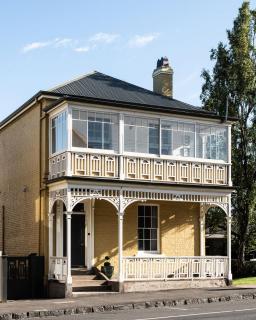 The Townhouse - Historic in the heart of L'ton - 9