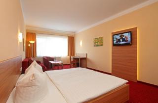 Sporthotel Neuruppin - Neuruppin - 8