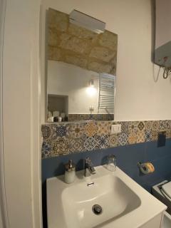 Bari LandLord 31- Old Town Apartment - Bari - 1