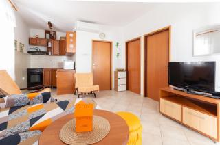 Apartment Mara - Privlaka - 6