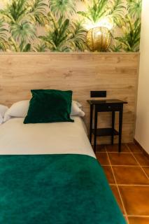 Hostal El Bomba - - 5