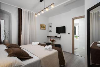 Palace Penthouse with Terrace in Split Centre Old Town - 4