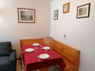Appart. 2 pièces, 6 couchages, terrasse, garage, Le Grand-Bornand - FR-1-241-27 - Le Grand-Bornand - 6