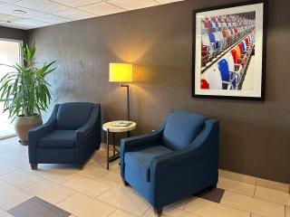 Comfort Suites Airport - Charlotte - 8