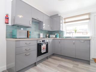 Apple Tree Bungalow - 3