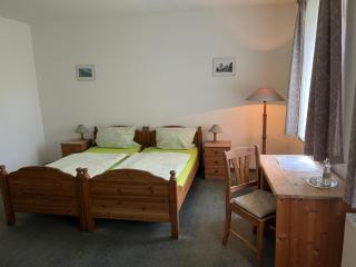 Landhotel & Restaurant Zum Krug im grünen Kranze - 3