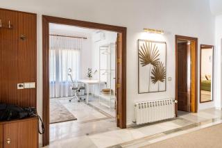 Seaside Paradise Villa with a Private Pool and Walking distance to the Beach - Marbella - 6