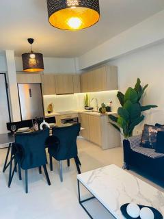 Modern 2BD Apartment with Shared Rooftop Pool D3 - Athens - 6