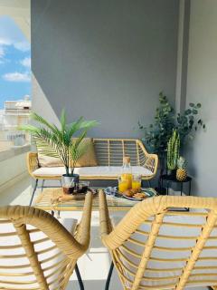 Modern 2BD Apartment with Shared Rooftop Pool D3 - Athens - 1