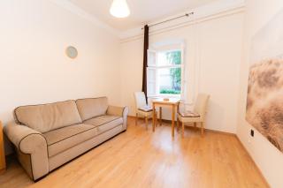 Carlone House - Eger - 9