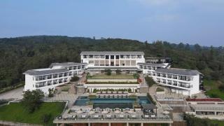 Courtyard by Marriott Mahabaleshwar - Mahabaleshwar - 8