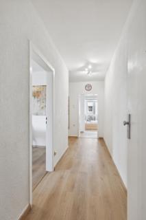 Große 80qm 3 Zimmer Wohnung, nahe Messe & Klinikum, 2x 55" Smart TV, Netflix, Keyless - 3