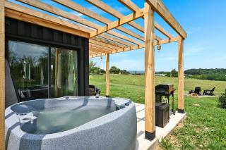 Charming Container Getaway Amidst Rural Serenity - 6