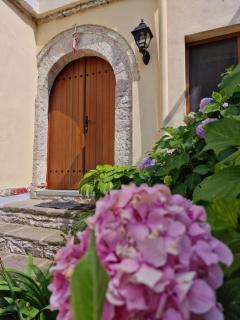 Palorto Traditional Hotel - Gjirokastër - 8