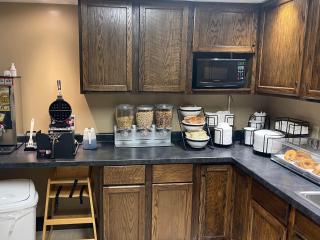The Woodridge Inn - Connersville - 1