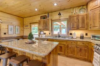 Blue Ridge Vacation Rental with Deck and Game Room! - Blue Ridge - 4