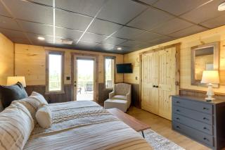 Blue Ridge Vacation Rental with Deck and Game Room! - Blue Ridge - 1
