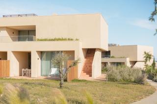 White Shell Beach Villas - 0