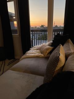 Opulence & Cozy Comfort - Chula Vista - 8