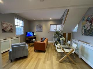 Luxury 3-bed Victorian Townhouse Hosted by Hutch Lifestyle - Leamington Spa - 8