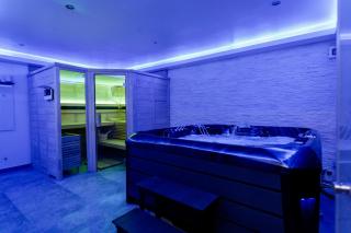 VIP Villa & Spa - 1