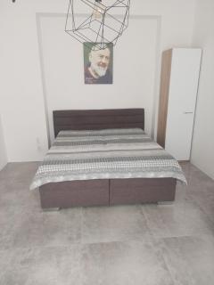 PADRE PIO APARTMENTS FAMILY - 5