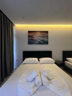 E&L Luxury Apartments - Saranda - 0