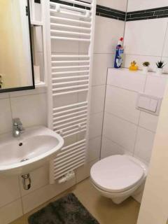 Feine Wohnung direkt am Yppen- und Brunnenmarkt - 8