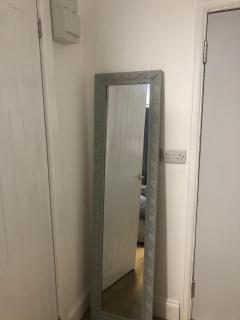 Modern En-suite Double Room - Newport - 2
