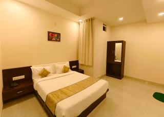 Hotel Veer Palace near Udaipole Udaipur - 4