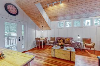 Boat House - Shelter Cove - 9