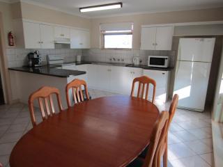 Little Ray of Sunshines by the Sea - Edithburgh - 8