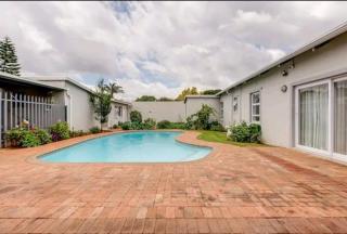 East Prestige lodge - 0