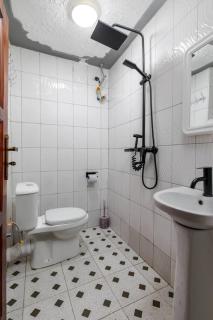 Haber Motel Enterprise Ltd - Entebbe - 1