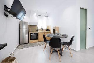 Georgia's Central Collection - 2