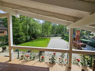 WHITE HOUSE, Vidraru 1 - 5