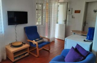 Apartments Mala kuca kraj mora - Grebaštica - 6