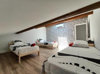 ColorMix 3 étoiles - 95m2 Plein Centre - Ensoleillé Climatisé - Mèze - 7