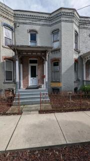 Historic Row House - Elmira - 2