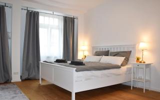 Modernes Studio Appartement mit Leseecke - 1