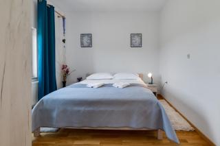 Apartments Anica - Vlašići Island Pag - Vlašići - 3