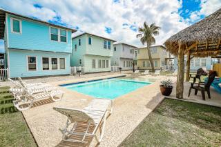 Pura Vida- In downtown Port A, overlooks pool - Port Aransas - 3