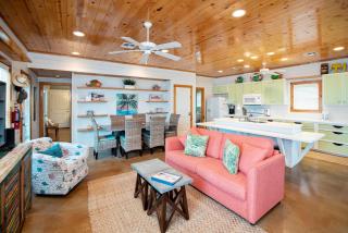 The RITZ Tarpon- VW 83 - Port Aransas - 8